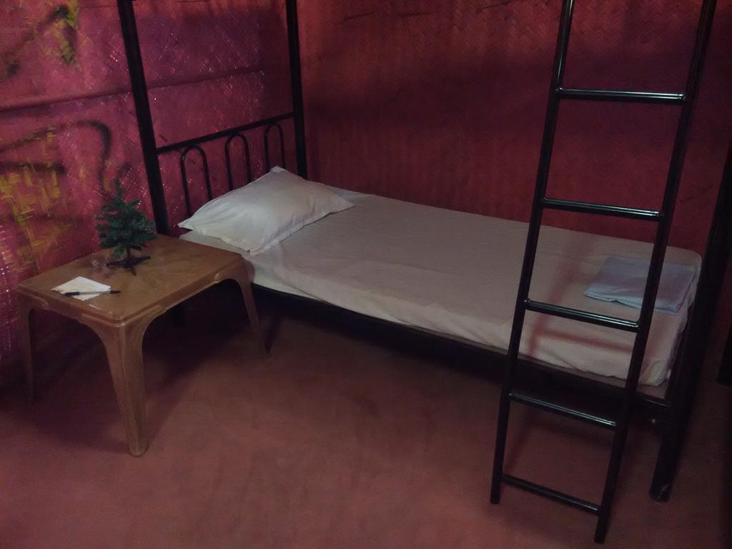 Bricks And Bamboo Hostel Anjuna Chambre photo
