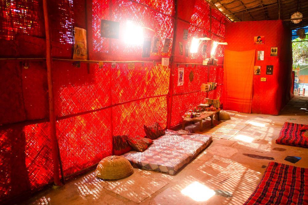 Bricks And Bamboo Hostel Anjuna Extérieur photo